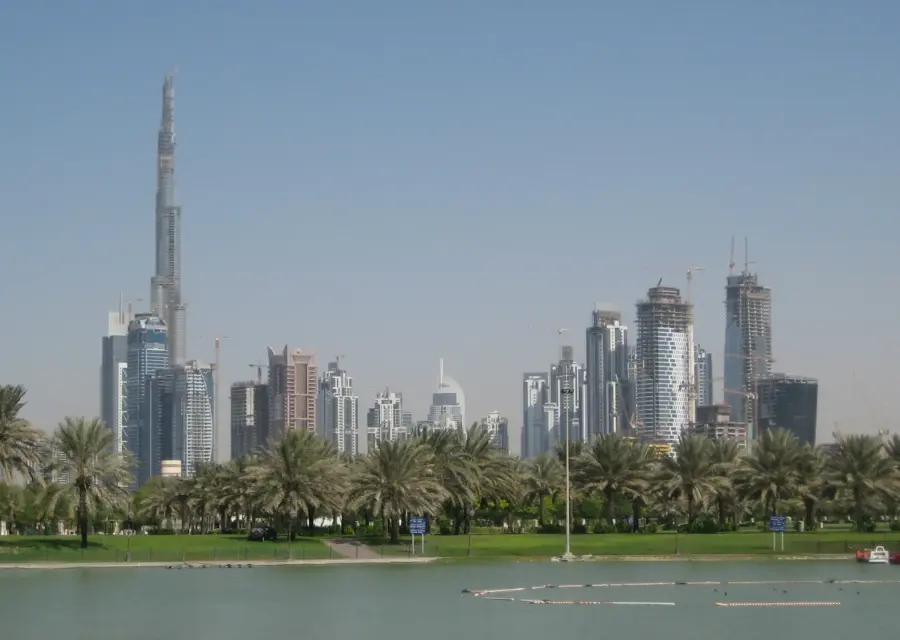 מבט על Downtown Dubai ועל Business Bay